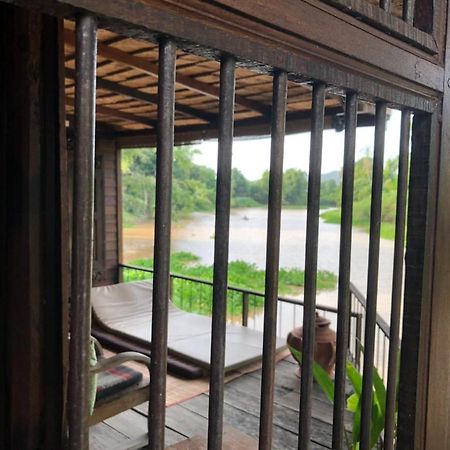 Rustic​ Charm​ Suphan​ Ban Tha Pong Exteriör bild