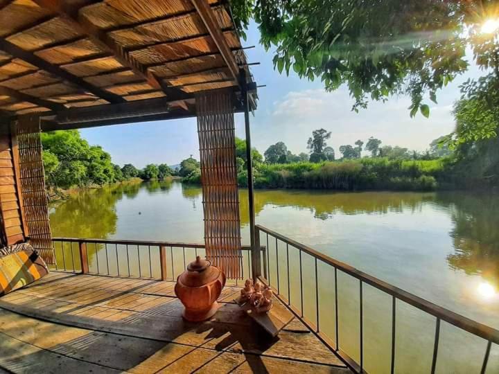 Rustic​ Charm​ Suphan​ Ban Tha Pong Exteriör bild