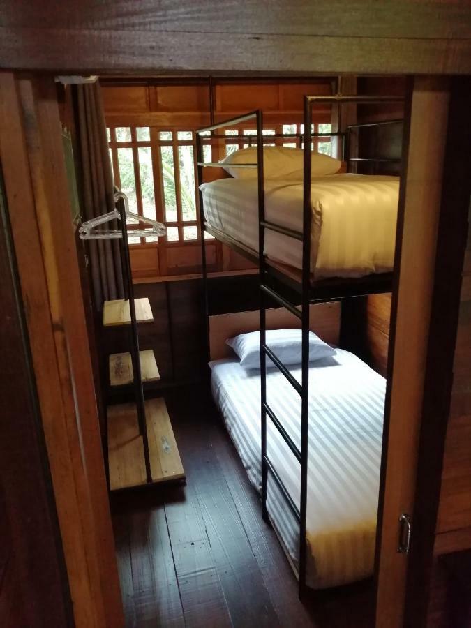 Rustic​ Charm​ Suphan​ Ban Tha Pong Exteriör bild