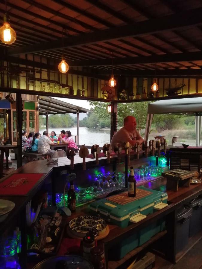 Rustic​ Charm​ Suphan​ Ban Tha Pong Exteriör bild