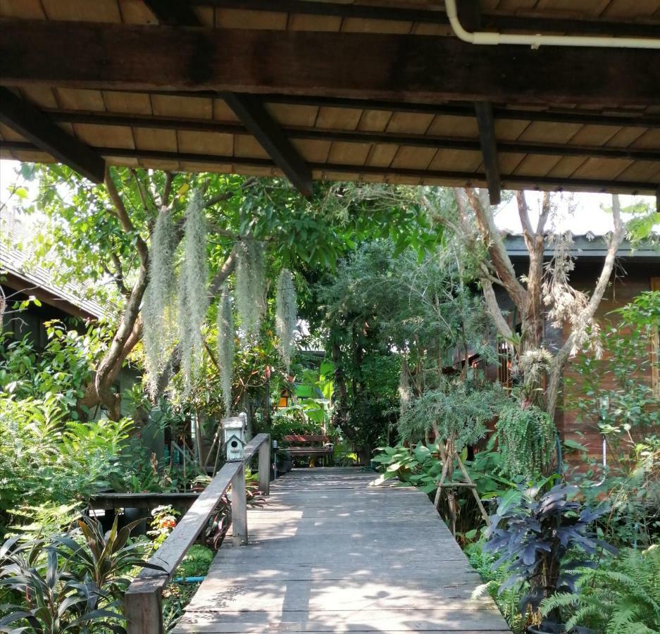 Rustic​ Charm​ Suphan​ Ban Tha Pong Exteriör bild