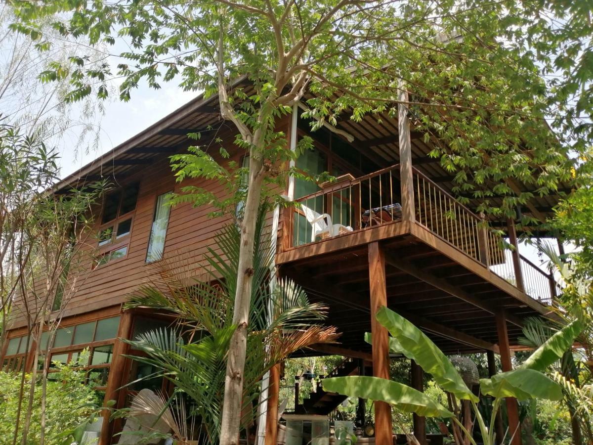 Rustic​ Charm​ Suphan​ Ban Tha Pong Exteriör bild