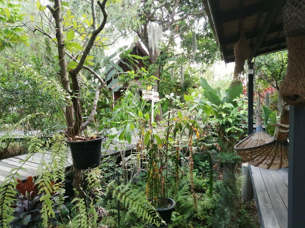 Rustic​ Charm​ Suphan​ Ban Tha Pong Exteriör bild