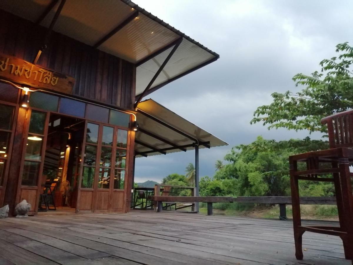 Rustic​ Charm​ Suphan​ Ban Tha Pong Exteriör bild