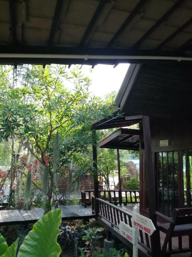 Rustic​ Charm​ Suphan​ Ban Tha Pong Exteriör bild